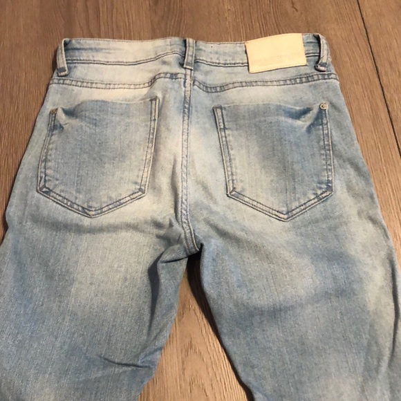 Light blue jeans - Picture 4 of 5